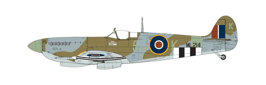 Letadlo Supermarine Spitfire Mk.IXc pilotované velitelem eskadry "Johnny" Plagisem, 126. peruť (Perský záliv), Royal Air Force Harrowbeer, Devon, Anglie, červenec 1944.
