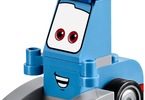 LEGO Juniors - Zastávka v boxech Guida a Luigiho