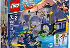 LEGO Super Heroes - Tajný Bunkr Batgirl