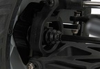 RC model auta Losi Monster Truck 1:5 XL: Detail zavěšení kola