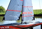 Focus V2 1m plachetnice 2.4GHz RTR