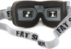 Fat Shark Attitude V3 Headset se Spektrum Wireless Trainer: Detail optiky