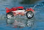 RC model auta Traxxas Rustler 1:10: Ukázka jízdy ve vodě