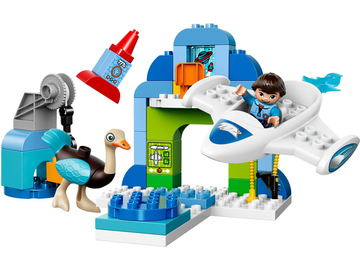 LEGO DUPLO - Milesův hangár pro jeho vesmírnou loď Stellu / LEGO10826