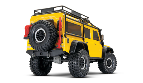 Traxxas Land Rover Defender - žlutá verze (zadní pohled)