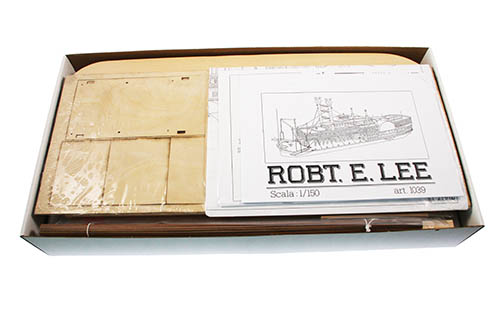 amati/KR-25017_b02.jpg