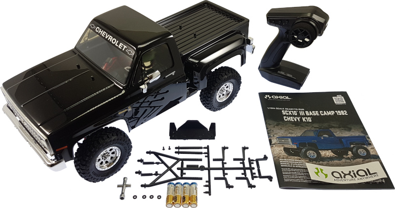 Axial SCX10 III Base Camp 1982 Chevy K10 1:10 4WD RTR - obsah balení