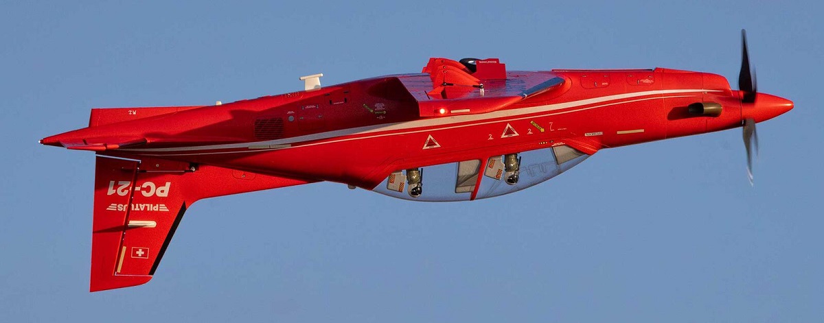 E-flite Pilatus PC-21 1.3m BNF Basic AS3X+ SAFE Select