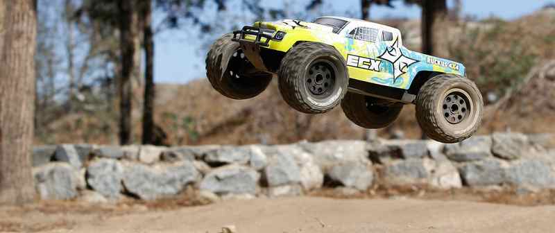 ECX Ruckus 1:10 4WD RTR V2