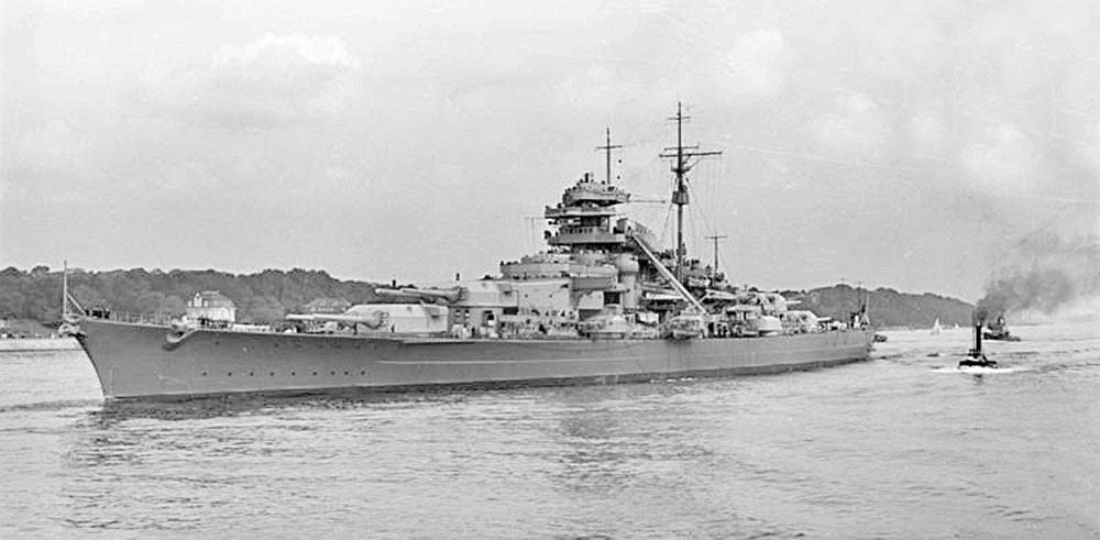 Schlachtschiff_Bismarck.jpg