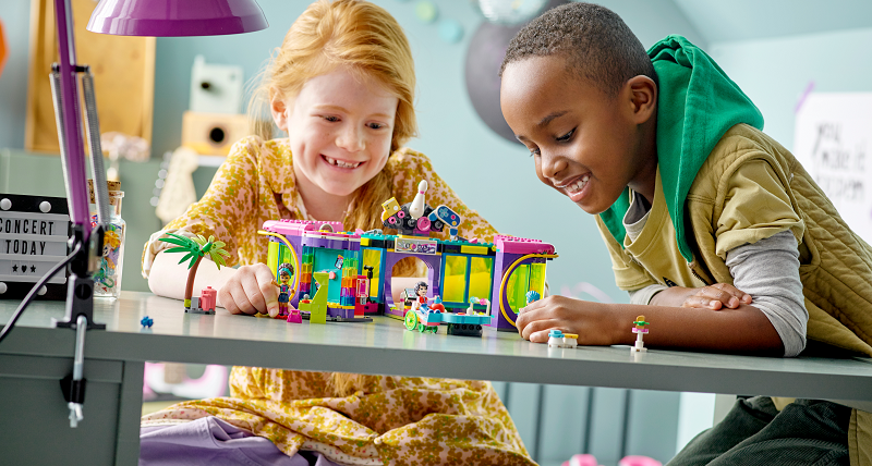 LEGO Friends - Diskotéka na kolečkových bruslích