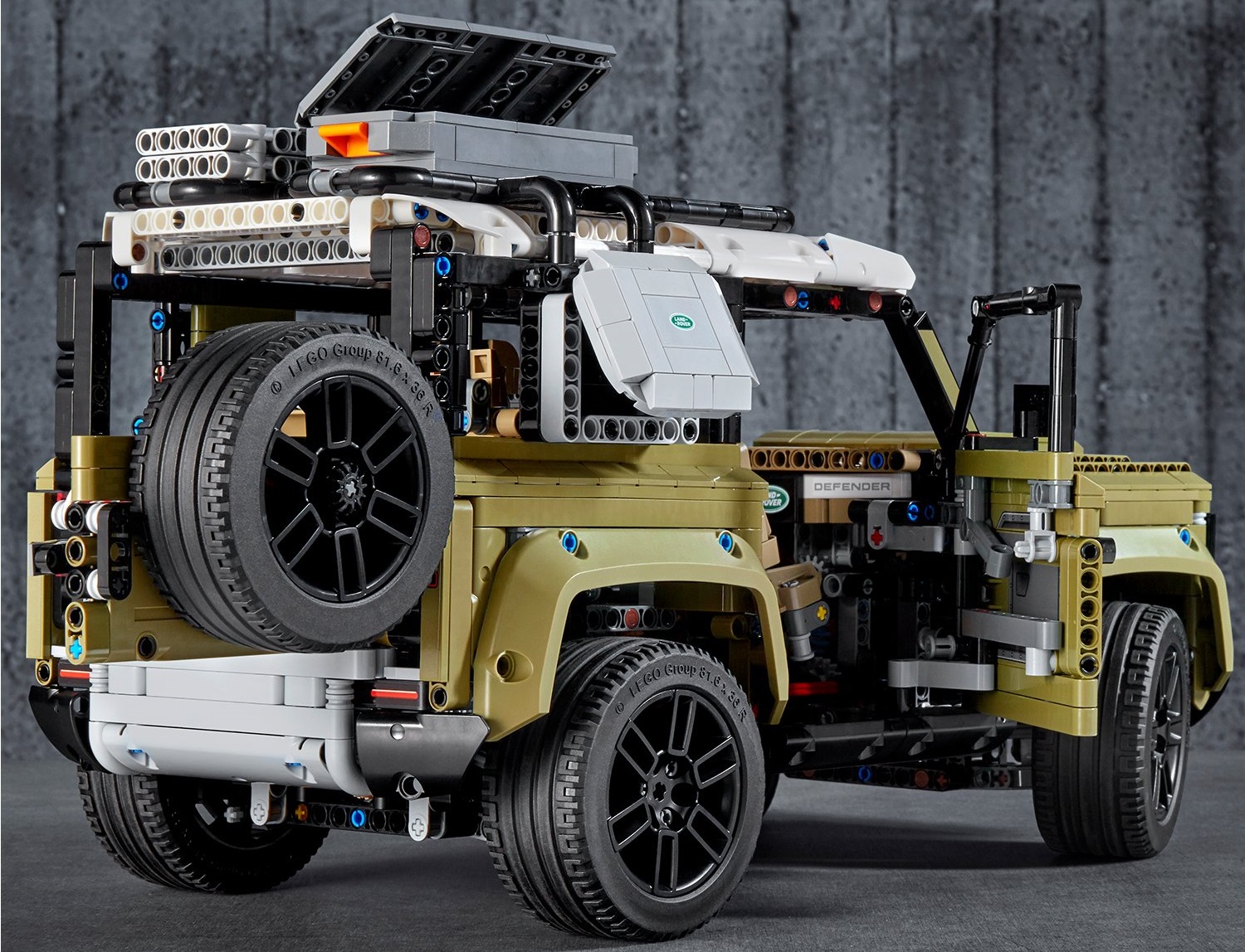 LEGO Technic - Land Rover Defender