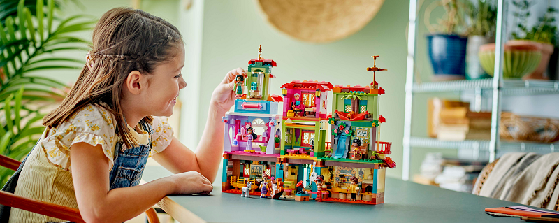 LEGO Disney - Kouzelný dům Madrigalových