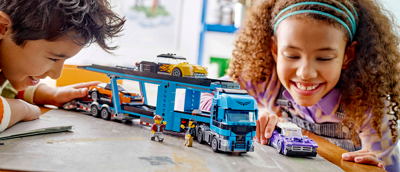 LEGO City - Kamion pro přepravu aut se sporťáky