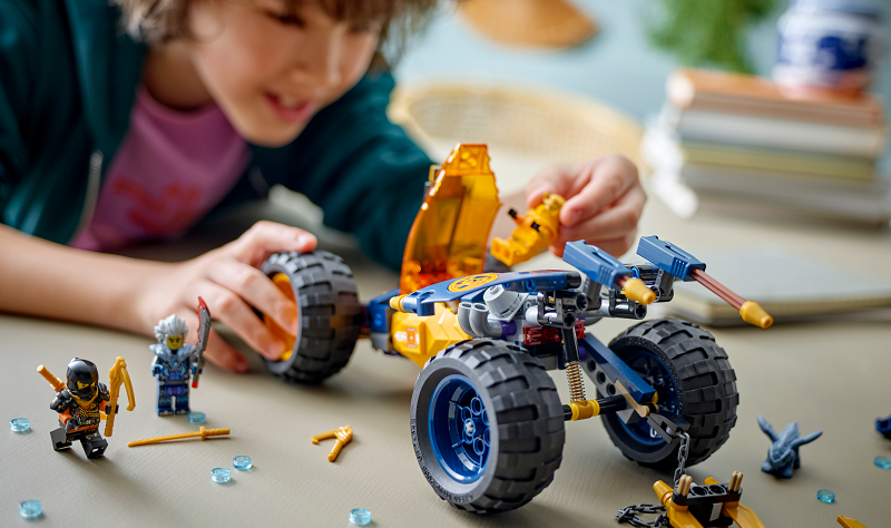 LEGO Ninjago - Arin a jeho nindžovská terénní bugina