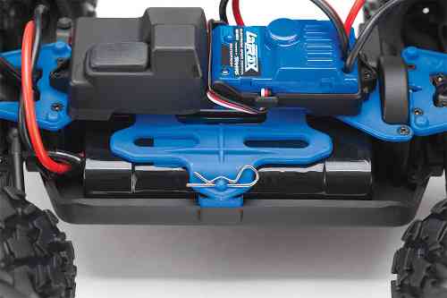 traxxas/76054-1-battery-access.jpg