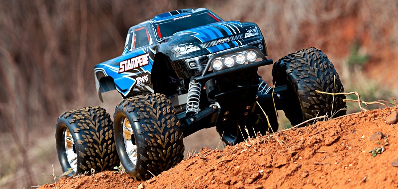 Traxxas Stampede 1:10 RTR s LED osvětlením