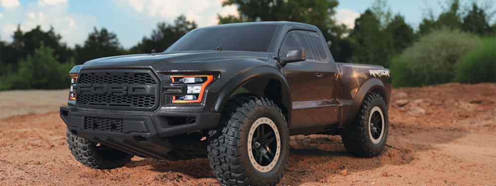 Ford F-150 SVT Raptor 2017