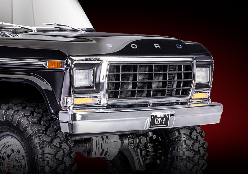 traxxas/TRA92144-4_intro-authentic-scale-details.jpg