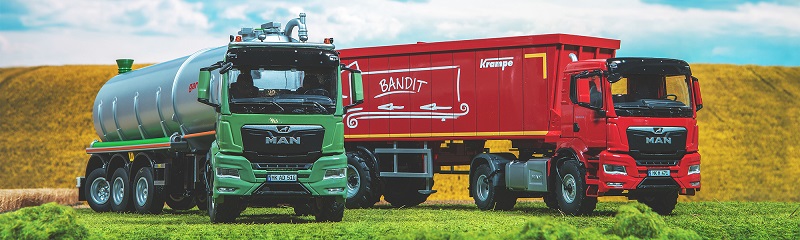 Wiking MAN TGS 2 1:32 červený