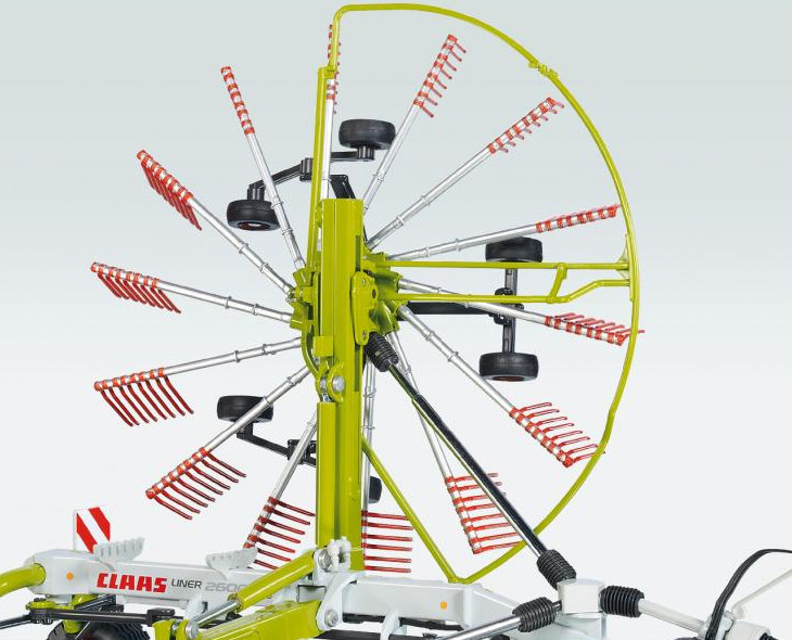 Wiking Claas Liner 2600 1:32 with Swather (WI-7828) | Astra