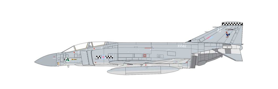 McDonnell Douglas Phantom FG.1, letoun pilotovaný velitelem křídla Johnem Bradym a leteckým poručíkem Michaelem Pugh-Davisem, č. 43 (stíhací) peruť, Cornwall, Anglie, Severní Skotsko, 24. února 1988