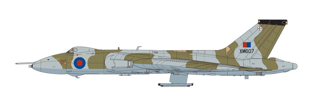 Avro Vulcan B.Mk.2, XM607, Black Buck One, 44. peruť, Royal Air Force, Waddington Wing, letiště Wideawake, Ascension Islands, květen 1982. (B)