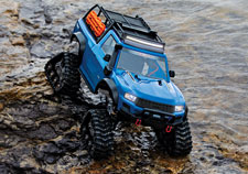 TRX-4 s pásovým podvozkem Traxx