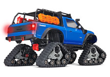 TRX-4 s pásovým podvozkem Traxx