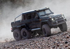 TRX-6 Mercedes-Benz G 63 AMG 6x6 (TRA88096-4) v akci