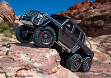 TRX-6 Mercedes-Benz G 63 AMG 6x6 (TRA88096-4) v akci