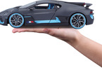 Bburago Bugatti Divo 1:18 stříbrná