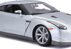 Bburago Nissan GT-R 2009 1:18 stříbrná