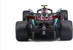 Bburago Mercedes-AMG Petronas W15 (2024) 1:24 Kit #44 Hamilton