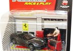 Bburago Ferrari set auta s doplňky