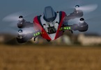 RC model dronu Blade Mach 25 FPV Racer BNF: V letu