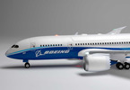 E-flite Boeing 787-8 Dreamliner 0.7m BNF Basic AS3X SAFE Select