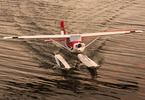RC model Carbon Cessna: V akci
