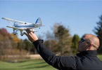 RC model UMX Waco: V letu