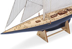 AMATI Endeavour 1934 1:80 with a finished hull