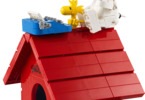 LEGO Ideas - Peanuts: Snoopy's Doghouse