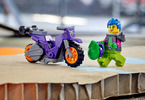 LEGO City - Kaskadérská wheelie motorka