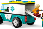 LEGO City - Sanitka a snowboardista
