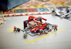 LEGO City - Zastávka v boxech F1 a personál s vozem Ferrari