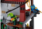 LEGO Ninjago - Obléhání majáku