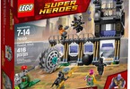 LEGO Super Heroes - Corvus Glaive útočí
