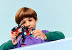 LEGO Marvel - Miles Morales Mech vs. Spider-Man 2099