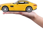 Maisto Mercedes-AMG GT 1:24 yellow