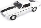 Maisto Ford Mustang GT Cobra Jet 1968 1:18 bílá