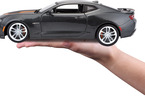 Maisto Chevrolet Camaro 2017 50. výročí 1:18 šedá metalíza